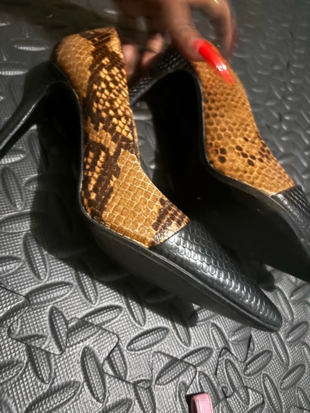 Zara Black and Brown Faux-Snake Pointed Toe Pumps - Picture 2 of 5